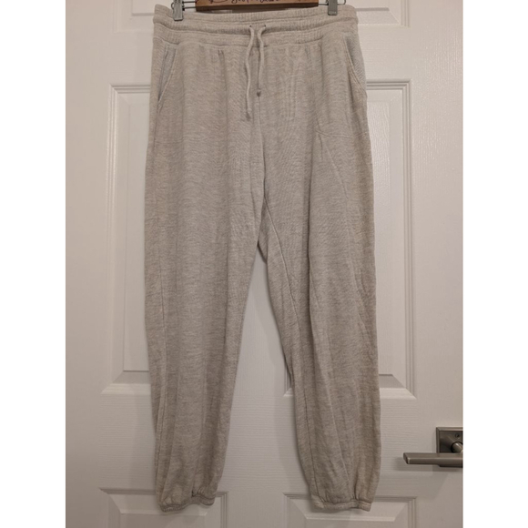BEYONDYOGA Pants - Women's BEYOND YOGA Beige Joggers L